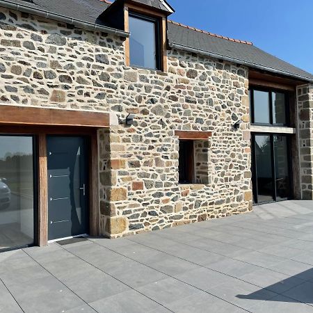 Magnifique Corps De Ferme Renove Avec Jacuzzi Villa Hillion Luaran gambar