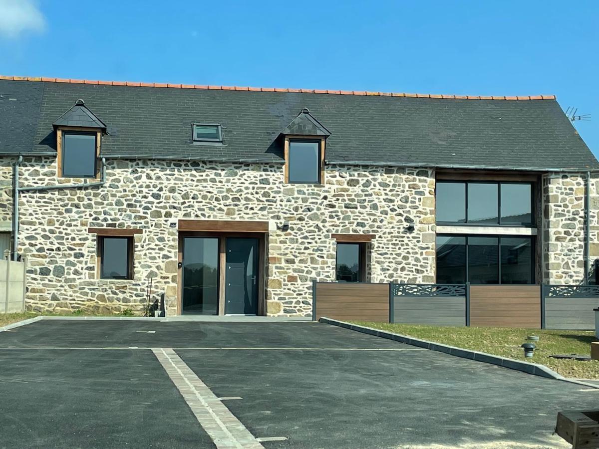 Magnifique Corps De Ferme Renove Avec Jacuzzi Villa Hillion Luaran gambar